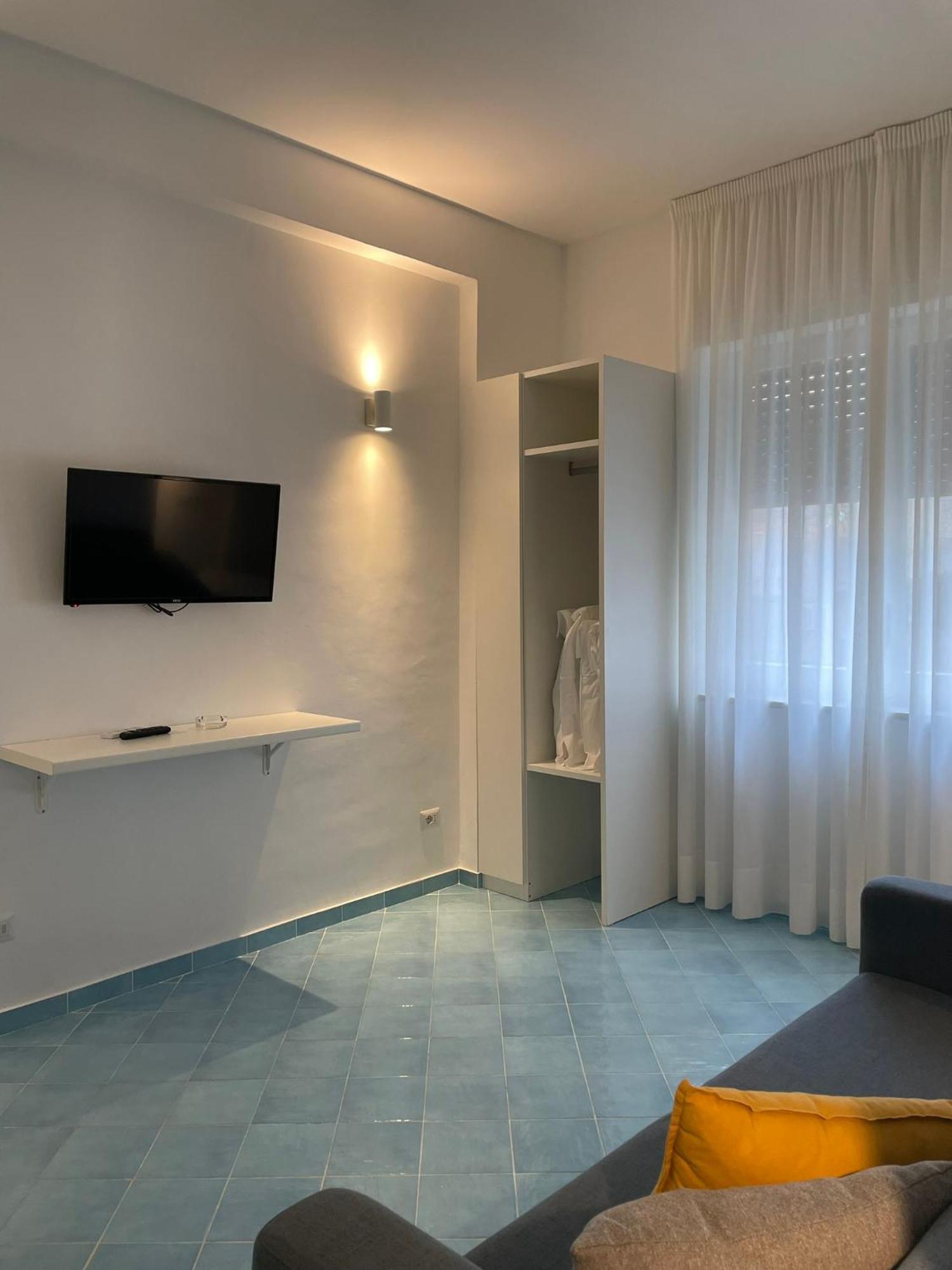 Tizi Apartments Porto Maiori Bagian luar foto