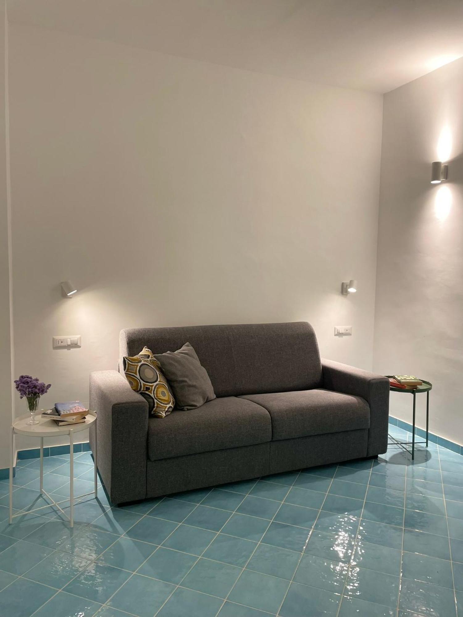Tizi Apartments Porto Maiori Bagian luar foto